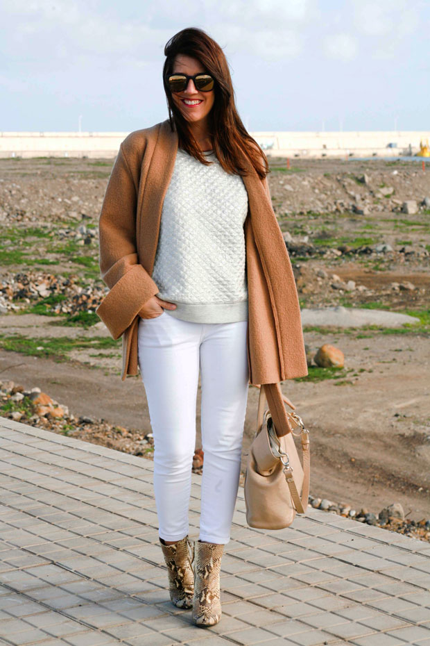 Marta-Ibrahim-Grey-camel-&-white-4