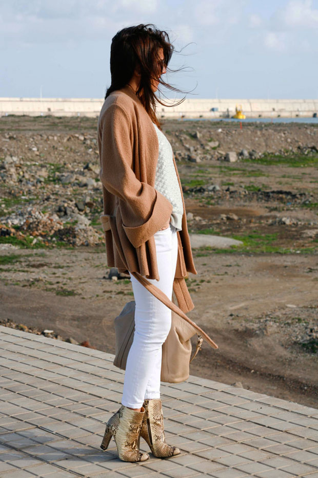 Marta-Ibrahim-Grey-camel-&-white-5